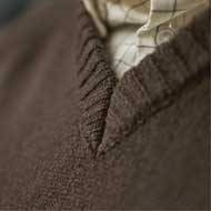 HRKILA Vincent Merino Pullover mit V-Ausschnitt Demitasse brown 2