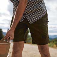 H�RKILA Fjell Shorts Dark olive/Willow green 2